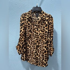 IZ BYER size M button down cheetah print blouse